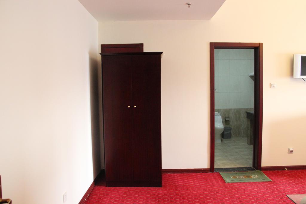 Отель Super 8 Beijing Yizhuang Tianbao Номер фото