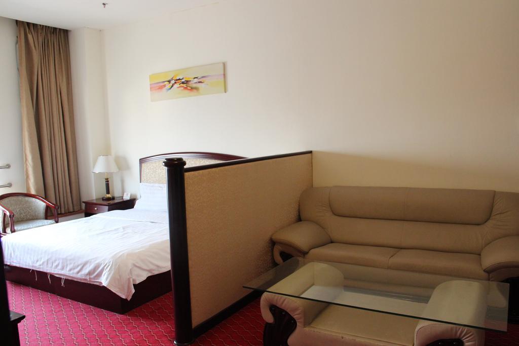 Отель Super 8 Beijing Yizhuang Tianbao Номер фото