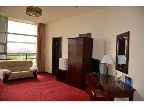 Отель Super 8 Beijing Yizhuang Tianbao Экстерьер фото